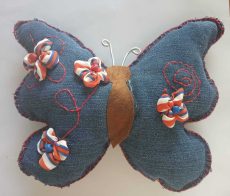 Borboleta Decorativa em Ganga com Laços Artesanais V1