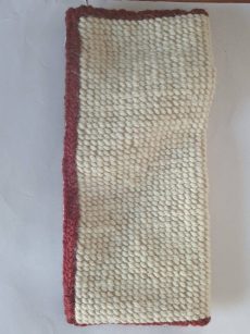 Bolsinha artesanal em Serapilheira V1