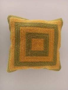 Almofada ponto de cruz R1