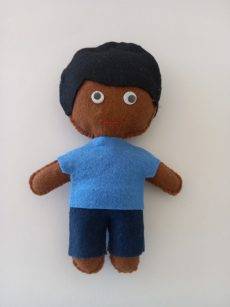 Boneco de Feltro Artesanal R1